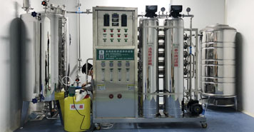 醫(yī)用純化水設(shè)備 醫(yī)用純化水設(shè)備